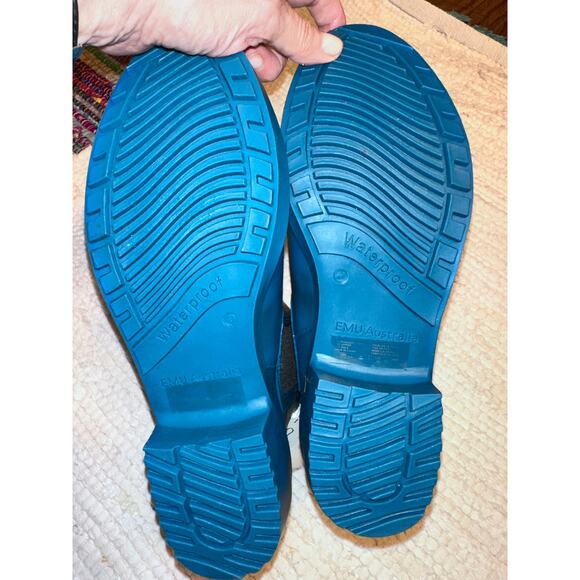 NWT EMU AUSTRALIA TEAL BLUE WATERPROOF SHEARLING LINED BOOTS 8 - FESTIVALS! - Picture 9 of 14